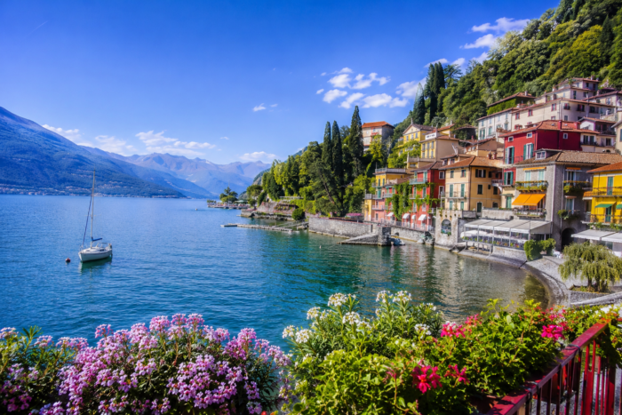 COMO
